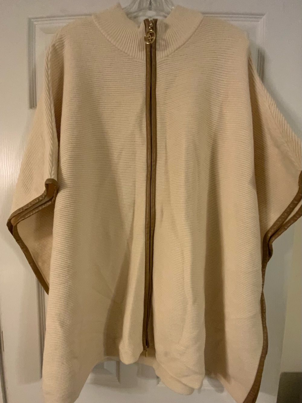 Chico’s Women’s Cream Zip-Front Knit Ruana Sweater Faux Leather Contrast Trim